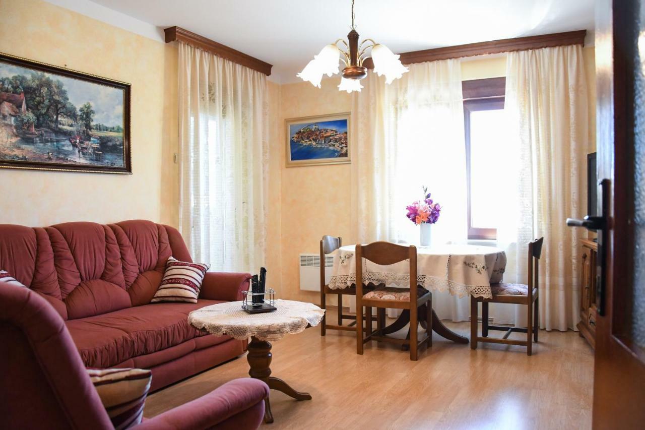 Duska Apartamento Umago Exterior foto
